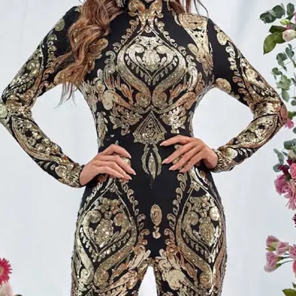 Sequins Flare Leg Jumpsuit - Picture 5 of 5